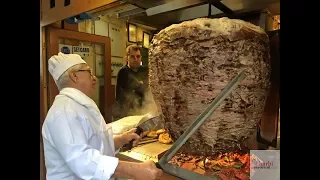 İSTANBUL'UN EN İYİ DÖNERCİSİ (Karadeniz Döner - Asım Usta) Parmaklarınızı Isırtır