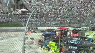 My first race (7/12) - 2010 Goody's Fast Pain Relief 500 - Lap 81 restart