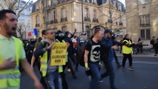 Acte 15 très sécurisé des Gilets Jaunes, légers débordements - Paris 23.02.2019