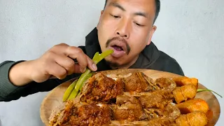 Delicious pork meat with beans+ 1 King chilli ||Akzz Vlog|| Nagaland mukbang.