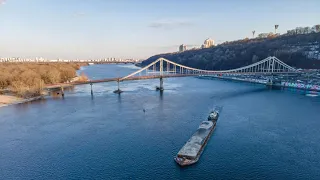 Парковый мост через Днепр (Киев)/Park bridge over the Dnieper (Kiev), 4k/50fps/Mavic Air 2/03.2021