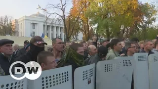 Ukrainians see Russian domination in October Revolution | DW English