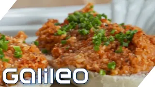 Veganes Mettbrötchen - schmeckt das? Rezepte für vegane Fleischalternativen | Galileo | ProSieben