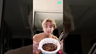 [ENG SUB] TAEHYUNG WEVERSE LIVE (2023.08.13) | BTS V LIVE #btslive