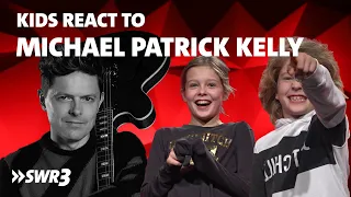 Kinder reagieren auf Michael Patrick Kelly (English subtitles)