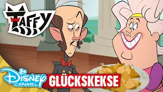 TAFFY - Clip: Glückskekse | Disney Channel