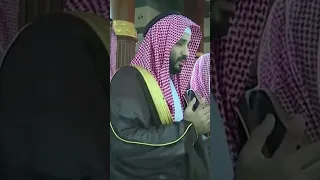 Saudi Crown Prince leads washing ceremony of Holy Kaaba in Mecca. #shorts #shortvideo