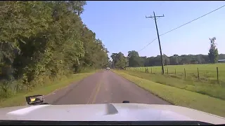 Texas wire thief eludes cops after dragging cables behind pickup truck during high-speed chase