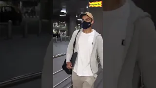 Virat Kohli Return To Mumbai For IPL #viratkohli #virushka #anushkasharma #BollywoodBai