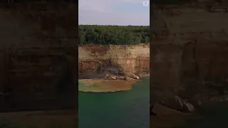 Kayakers Avoid Injury As Cliff Crashes Into Lake Superior