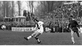 Il goal CAPOLAVORO di Johan Cruijff all'F.C.Den Haag (2.01.1972)