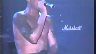 Stone Temple Pilots - And So I Know(Partial) December 31, 2001 Orlando, FL