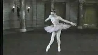 Elizabeth Platel performs Aurora's solo from Sleeping Beauty