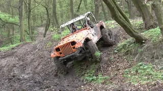 OFF ROAD TRIAL- the best of offroad - some cars stuck in mud (pure sound) Zatec/Bezdekov