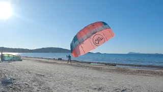 Flysurfer Hybrid 3,5 m2 : Static pilot in almost no wind