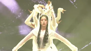 Dreamcatcher Jiu as Medusa in Shatter - Live Showcase Performance
