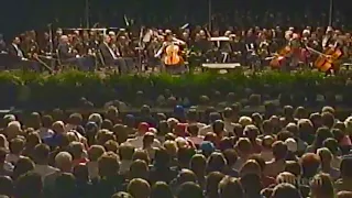 18-yr old Han-Na Chang plays Bach at Philadelphia Orchestra's Tribute Concert (2001)