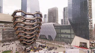 Massive Spiral Staircase Opens to Tourists in New York