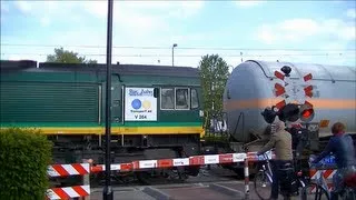 Spoorwegovergang Geleen-Lutterade // Dutch railroad crossing