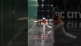 UNREAL catch off the wall!! #jaialai #battlecourt #highlights #dangerous #fitness #actionsports