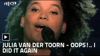 [The Voice of Holland 2013] - VIDEO Auditie - Julia van der Toorn - Oops! I did it again