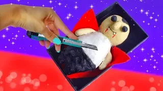 CUTTING OPEN DRACULA | Halloween Slime