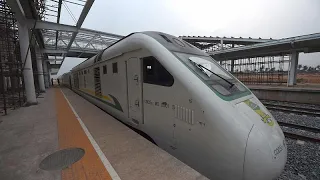 Nigerians escape nightmare Lagos traffic with new Chinese-built train