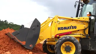 Komatsu WB93R 5E0 Backhoe Loader