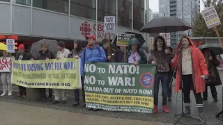 Canadians protest against NATO's intervention in Ukraine crisis