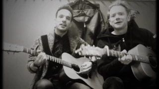 Don't stop believin' - Peter & Bruno acoustic version backstage in norrköping