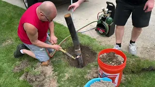 Very hard basketball pole to remove