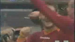 TOTTI A WONDERFUL GOAL!