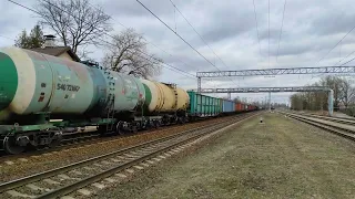 2ТЭ10У на станции Саласпилс, Латвия. 2TE10U at Salaspils station, Latvia.