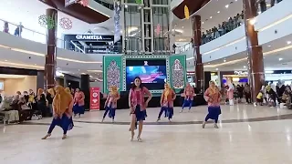 KITA BIKIN ROMAMTIS linedance//choreo: Reinetta Rina, Ninit L, Pudji Vany & Lilik Afida