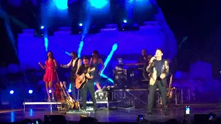 Scende la pioggia Live Gianni Morandi dal Teatro Greco di Taormina