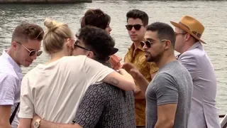 EXCLUSIVE : Joe Jonas, Nick Jonas, Sophie Turner and Priyanka Chopra having a boat trip on the River