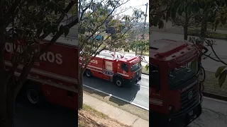 Desfile de 7 de setembro/23 em Sorocaba. Viaturas do corpo de bombeiros.