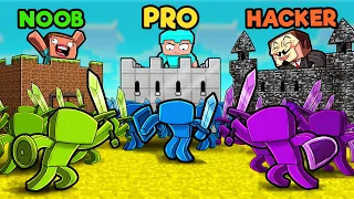 Green vs Blue vs Purple CASTLE WARS! (Noob vs PRO vs Hacker)