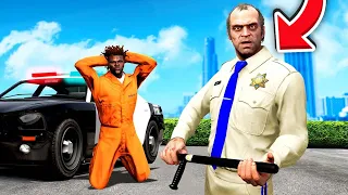 תופס את הפושעים הכי מבוקשים בתור שוטר בGTA V! (טרוור מצטרף למשטרה בג'יטיאיי!)