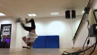 elbow spin world record - Bboy Belisimo