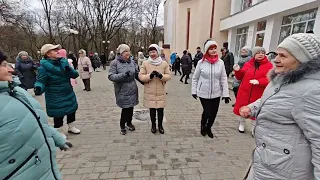 18.02.24г..."ШУМЕЛ КАМЫШ"... Банд Одесса... в Гомельском парке на танцполе...