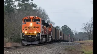 NS 735 Northbound with BNSF power + nice K5LLA