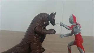 Ultraman Vs Gomora (Parte1)