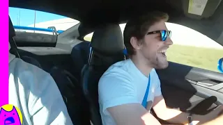 Sodapoppin floors his new Porsche for the first time