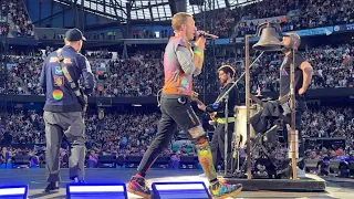 COLDPLAY LIVE AT THE ETIHAD STADIUM MANCHESTER 31/05/23 SOMETHING JUST LIKE THIS