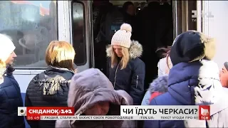 Транспортний колапс у Черкасах: водії маршруток третій день не виходять на роботу