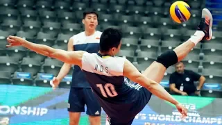 30 Volleyball Digs That Shocked The World