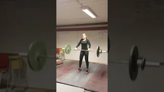 Siri Stolanowski 47kg clean and jerk