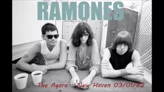 Ramones   Live at The Agora Theater, New Haven, Connecticut, USA 03/01/1982