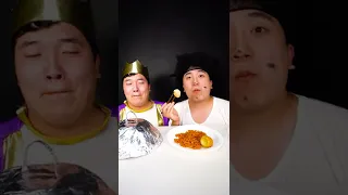 spicy noodle challenge 🔥 Steal and eat Kielbasa Sausage Mukbang #shorts